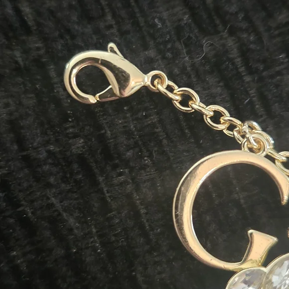 Gucci Gold Pearl Bee Charm Bracelet - Picture 8 of 9